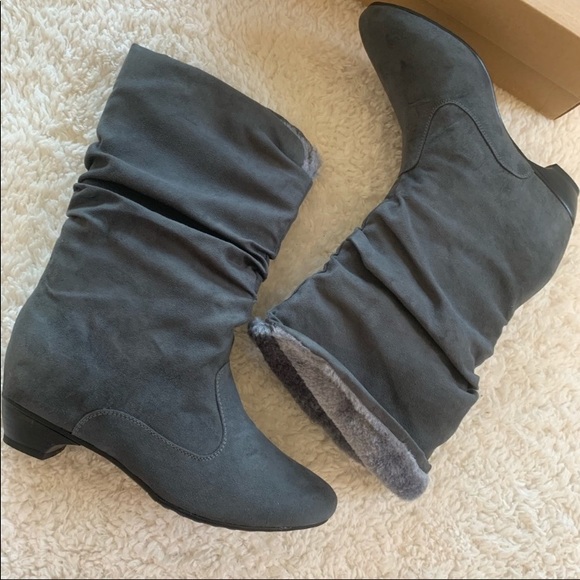 Kathy Vanzeeland booties - Picture 2 of 6